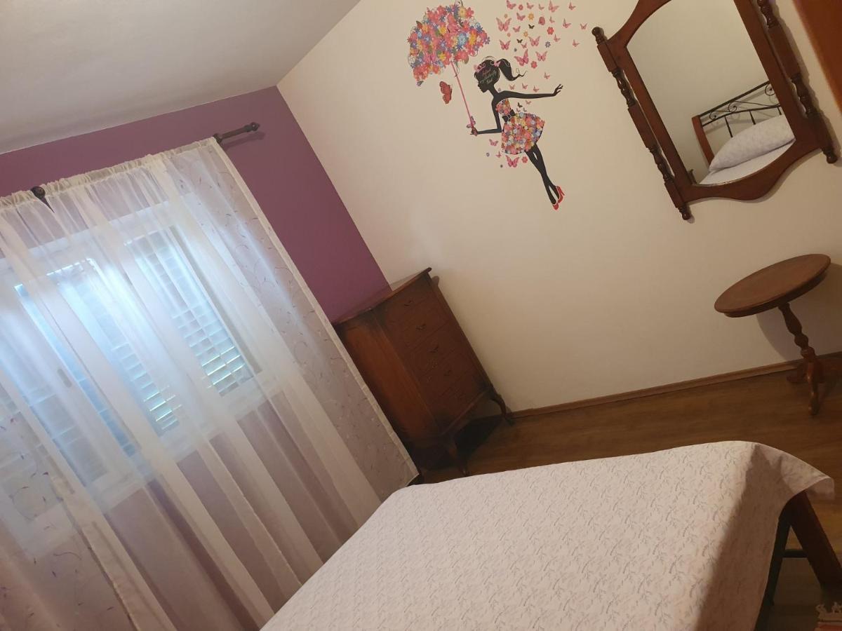 Apartment Lana Trogir Eksteriør bilde
