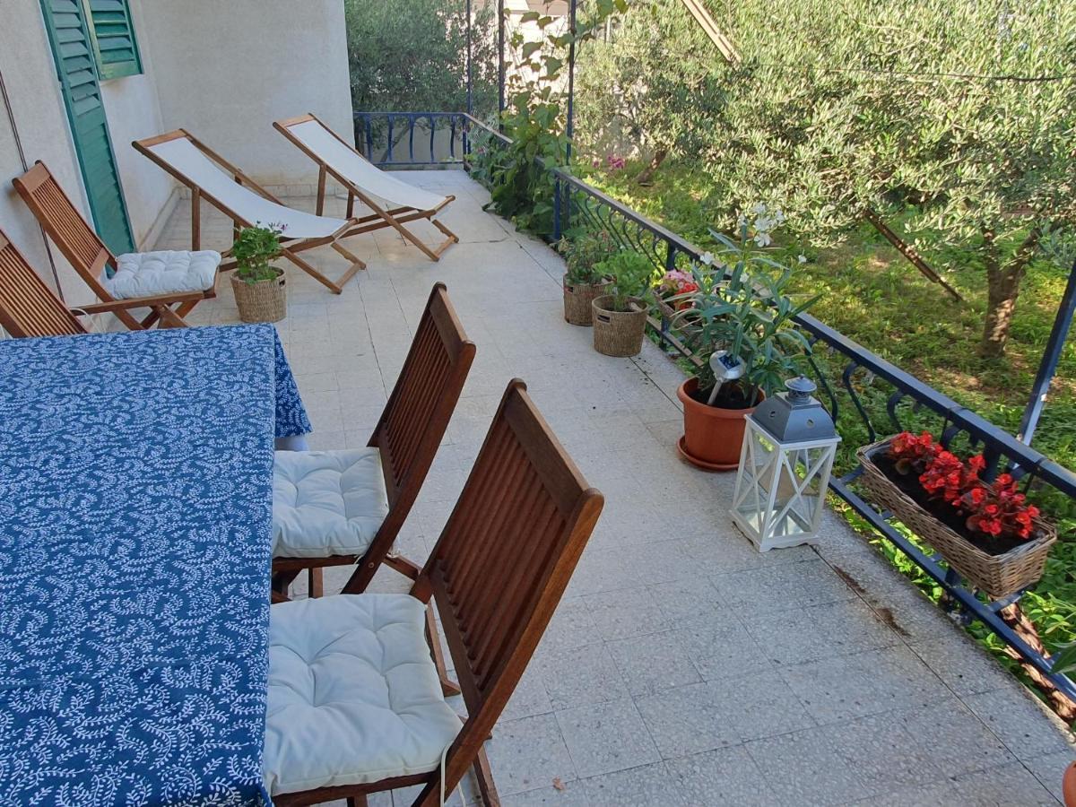 Apartment Lana Trogir Eksteriør bilde