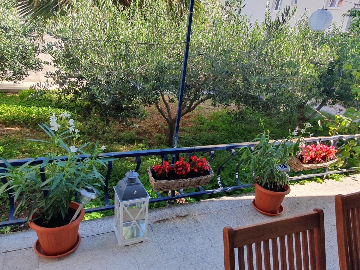 Apartment Lana Trogir Eksteriør bilde