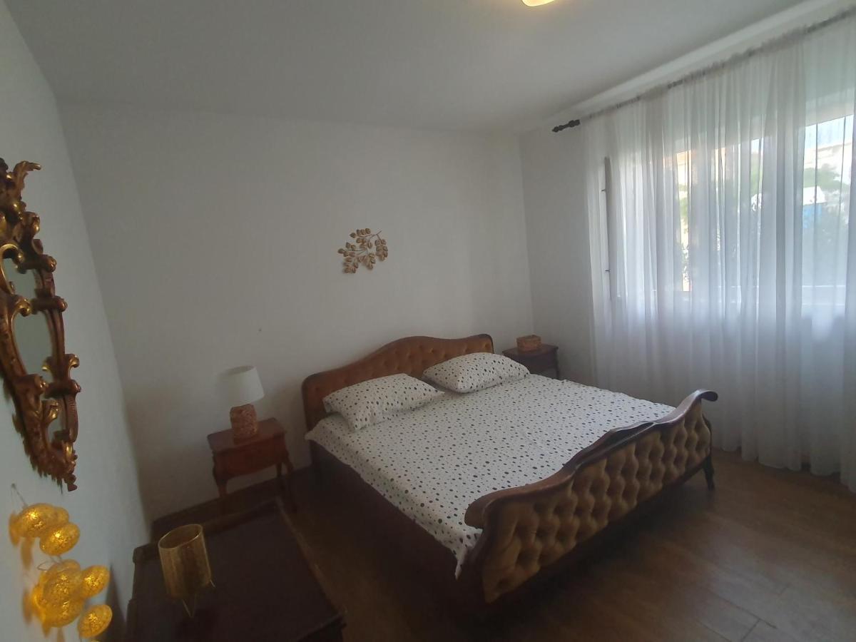 Apartment Lana Trogir Eksteriør bilde